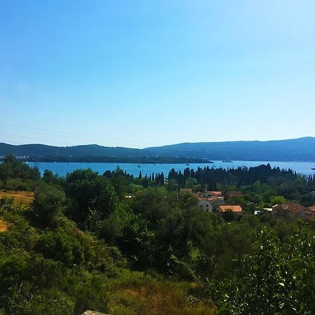 Milmaris Apartments Tivat Buitenkant foto
