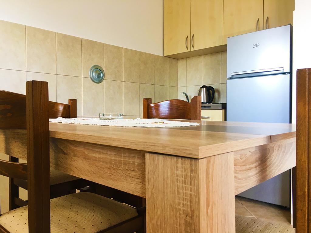 Milmaris Apartments Tivat Buitenkant foto